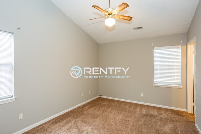 Building Photo - 1630 Pamela Lorraine Dr