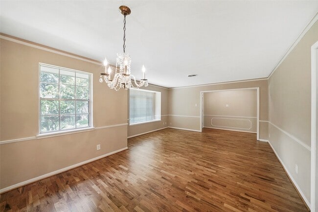 Building Photo - 4406 Rosebay Dr