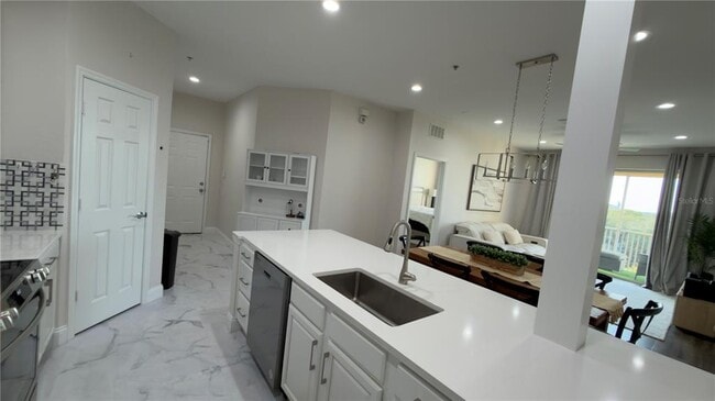 Building Photo - 6466 Cava Alta Dr