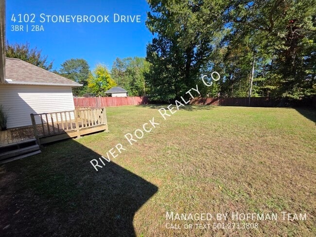 Building Photo - 4102 Stoneybrook Dr