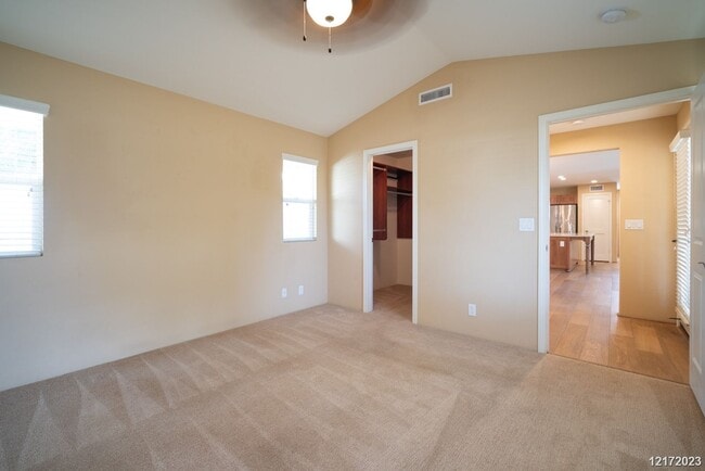 Building Photo - $5,100 / 4br - 1992ft2 - 4 BED 3 BATH HOME...