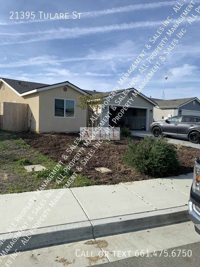 Primary Photo - 21395 Tulare St