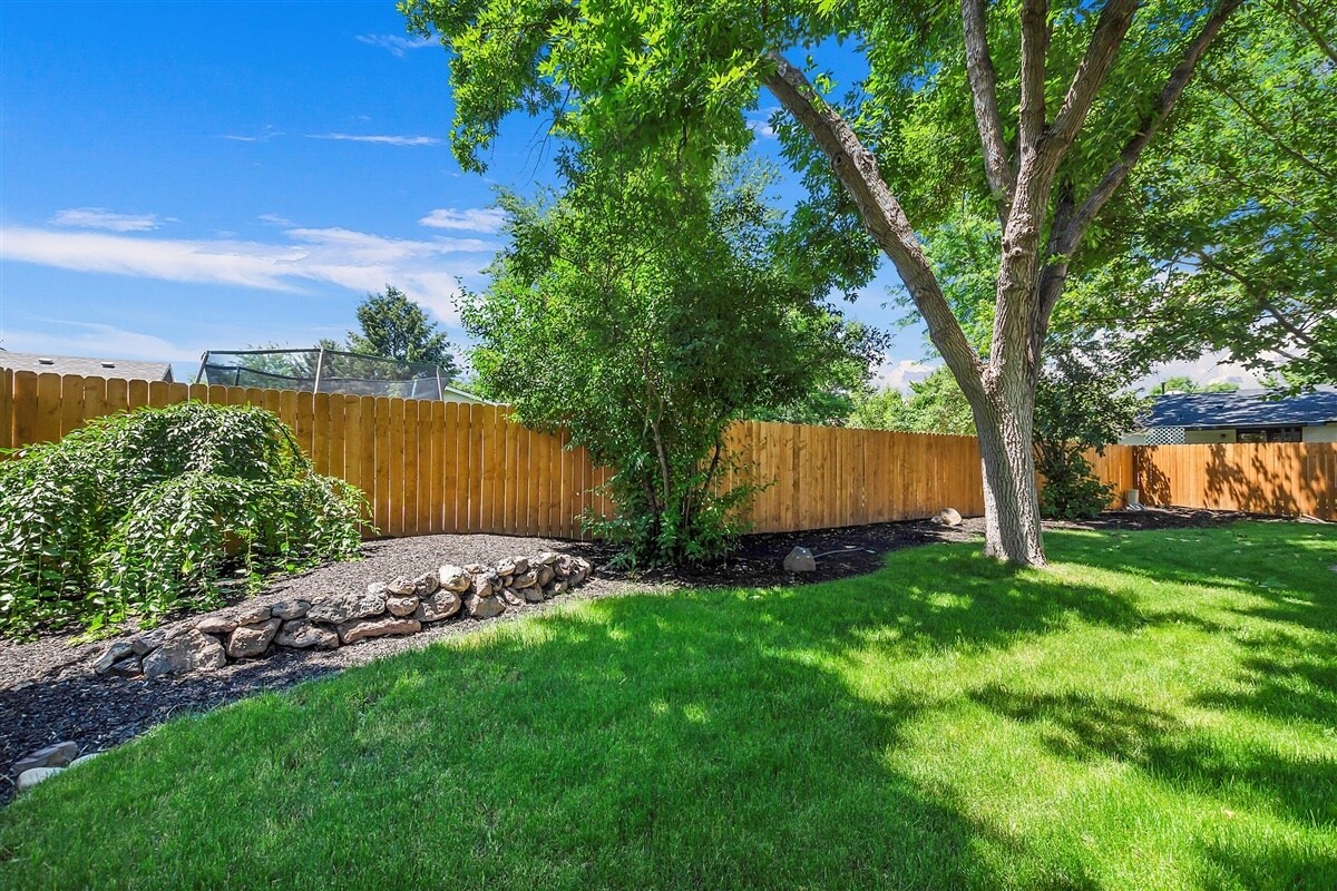 Building Photo - 3883 N Tumbleweed Pl