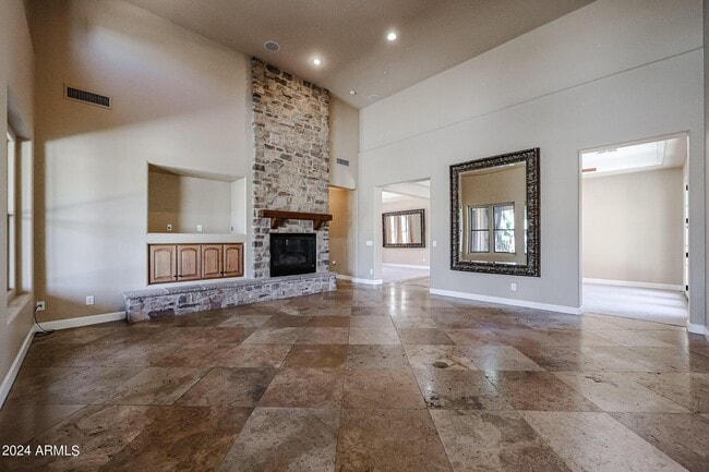 Building Photo - 17813 N 57th Pl