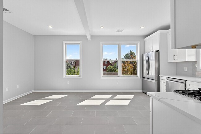 Building Photo - 204 John F. Kennedy Blvd