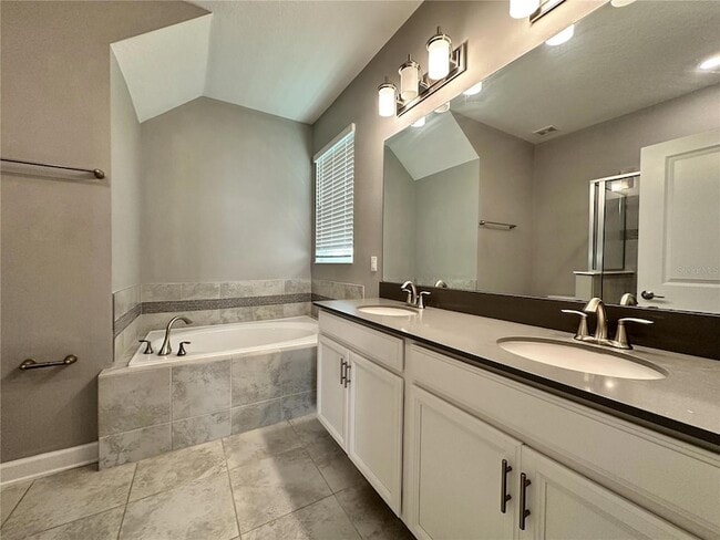 Building Photo - 11832 Charades St