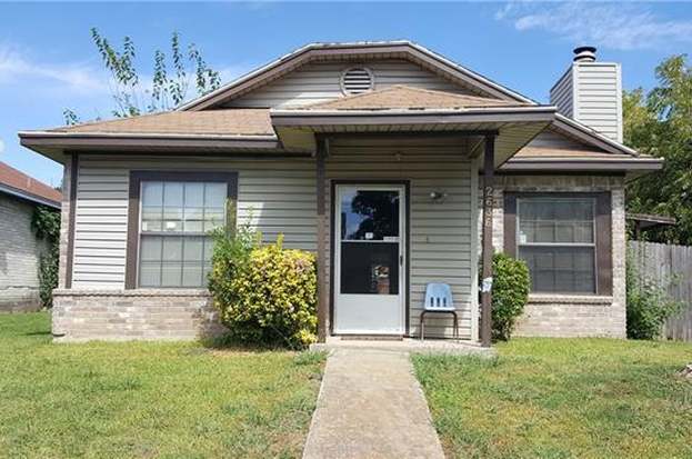 Building Photo - 2636 Clayton Oaks Dr