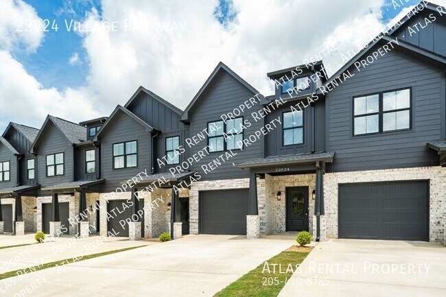 Building Photo - 22924 Village Pkwy