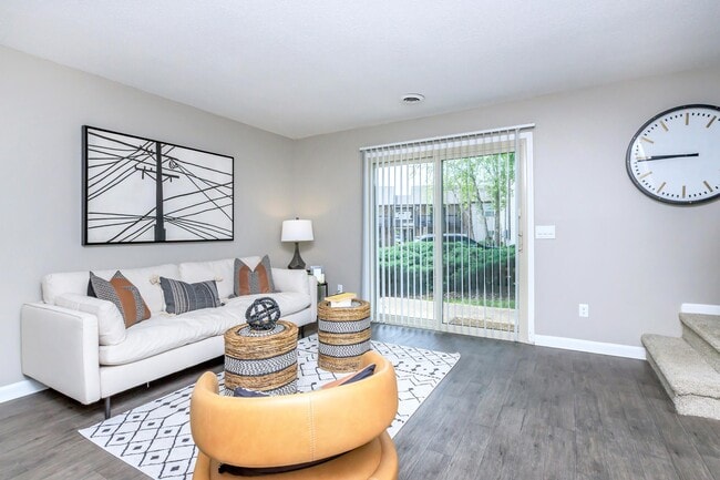 Building Photo - Laurel Ridge Apartments