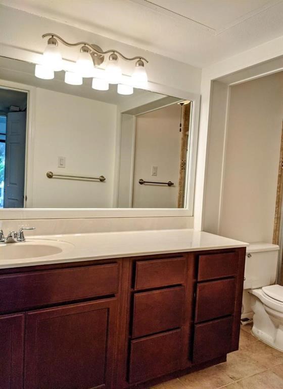 Building Photo - 1601 Faro Dr