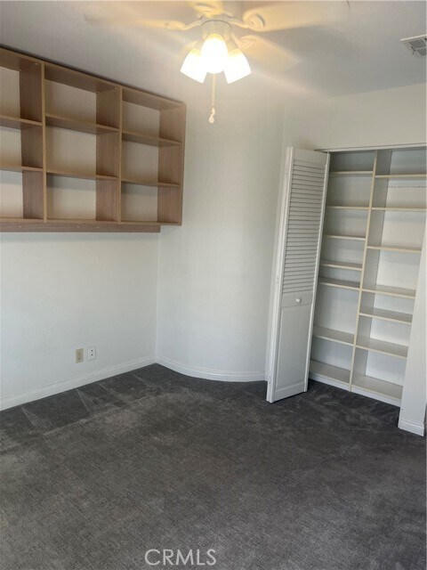 Building Photo - 5018 Evanwood Ave