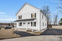 Building Photo - 88 Main St