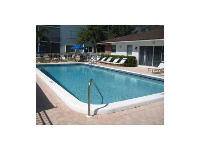 Building Photo - 1501 S Ocean Blvd