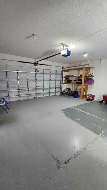 Building Photo - 205 Leland Ln