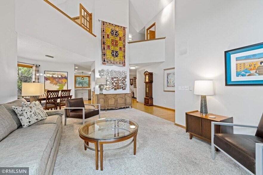 Living/Dining - 6868 Stonewood Ct