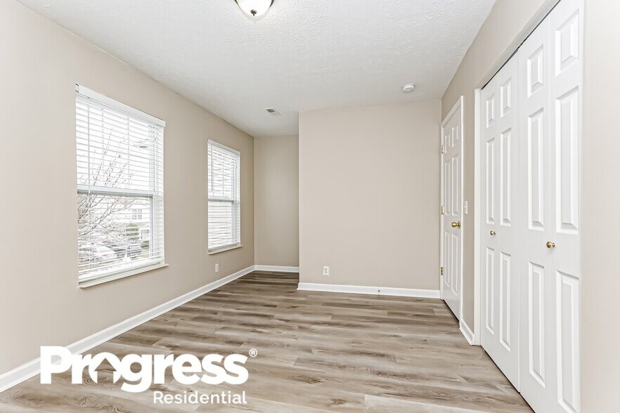 Building Photo - 1708 Stone Hollow Ct