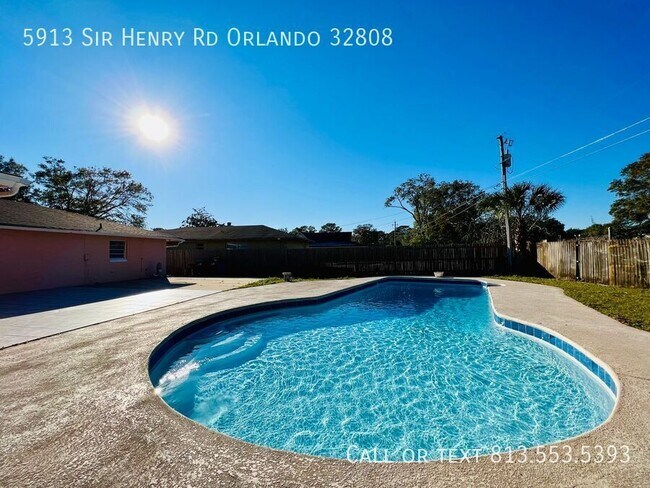 Building Photo - 5913 Sir Henry Rd