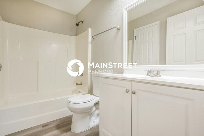 Building Photo - 3 Bedroom Pet-Friendly Home in NORTH PORT, FL with Main Street Renewal