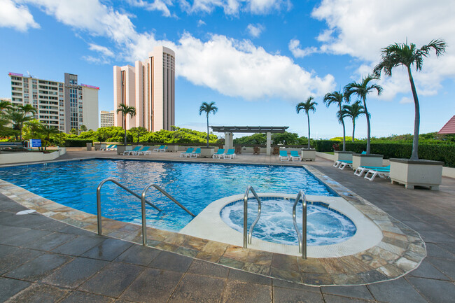 Building Photo - 1650 Ala Moana Blvd