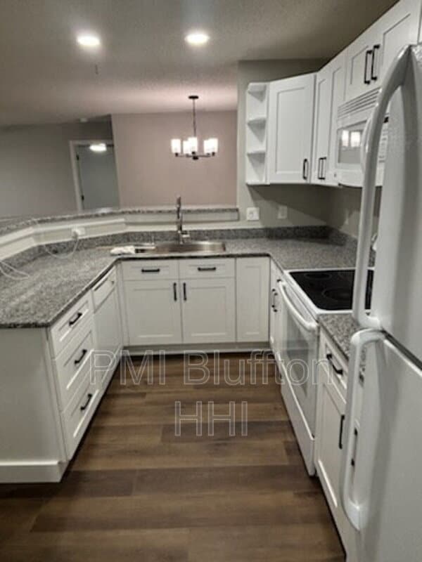 Building Photo - 100 Kensington Blvd