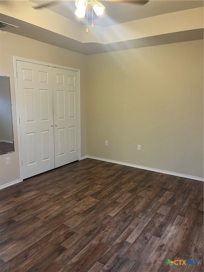 Building Photo - 1031 Helen Dr