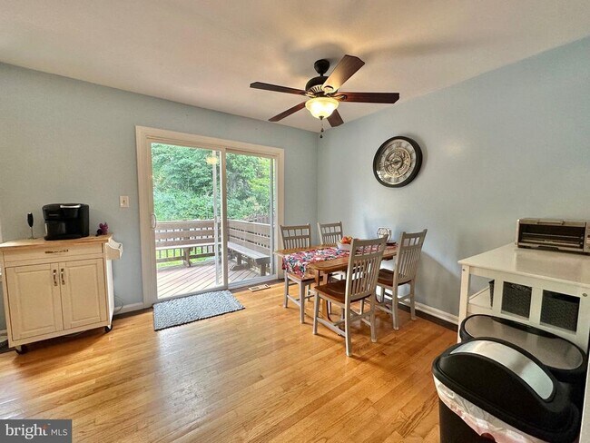 Building Photo - 103 Staunton Ct