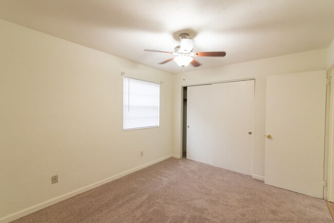 Building Photo - 3753 Maria Cir