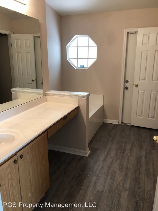 Building Photo - 3 br, 2 bath House - 4211 STONEFIELD DRIVE