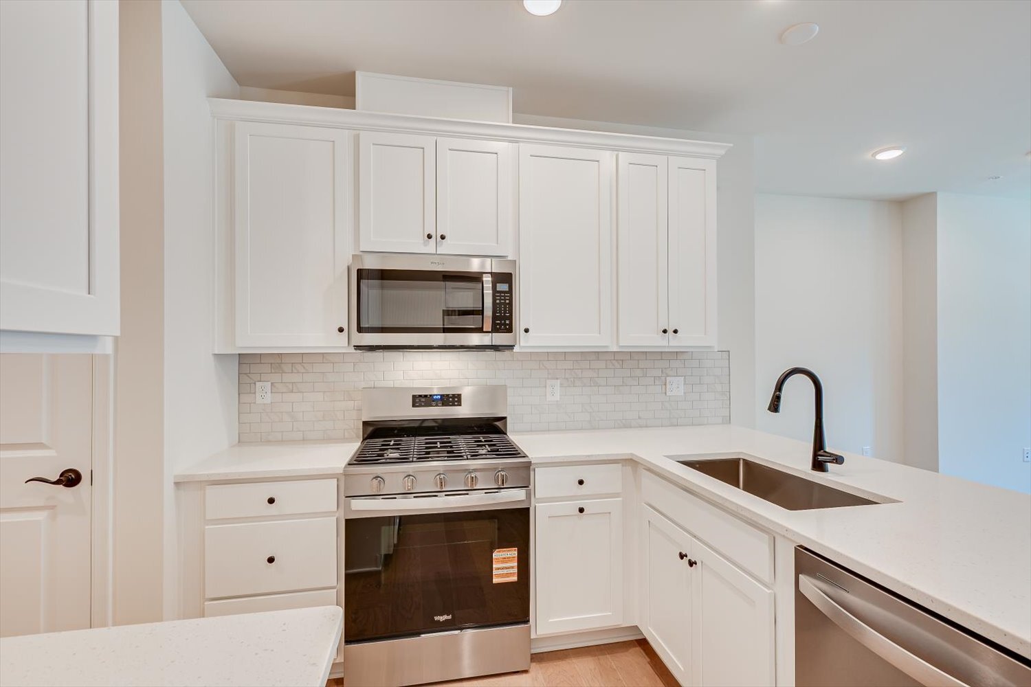 Building Photo - 323 Sadie Cir