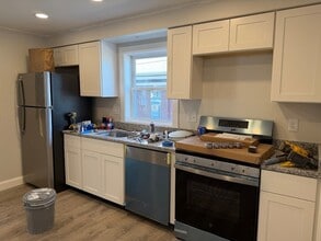 Building Photo - 74 Highland Ave