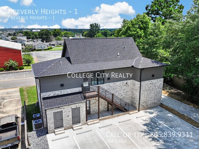 Building Photo - 2 Beverly Heights