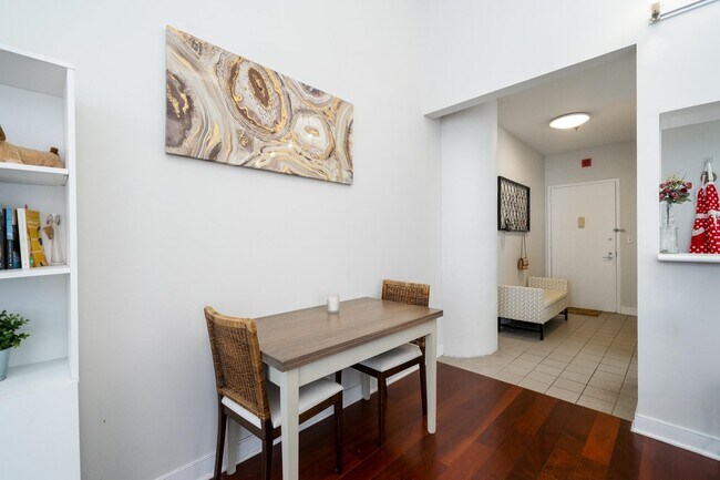 Building Photo - 1500 Washington St