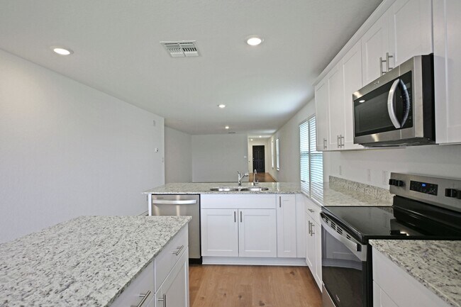 Building Photo - 946 Bluegrass Pt