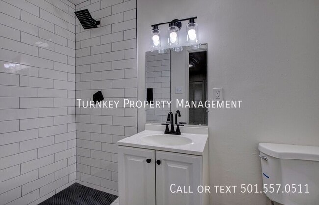 Building Photo - 76 S Meadowcliff Dr