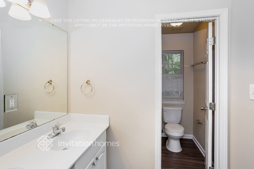 Building Photo - 6604 Autumn Gate Ln