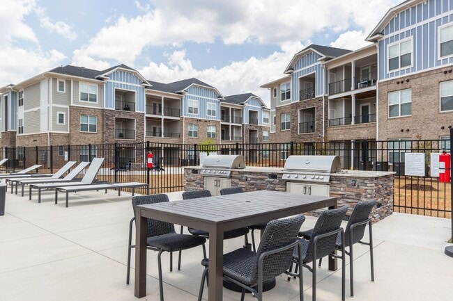 Building Photo - The One at Spartanburg
