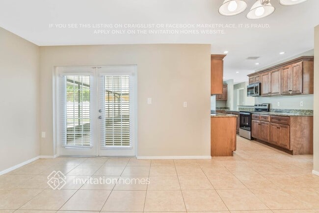 Building Photo - 10582 Jane Eyre Dr