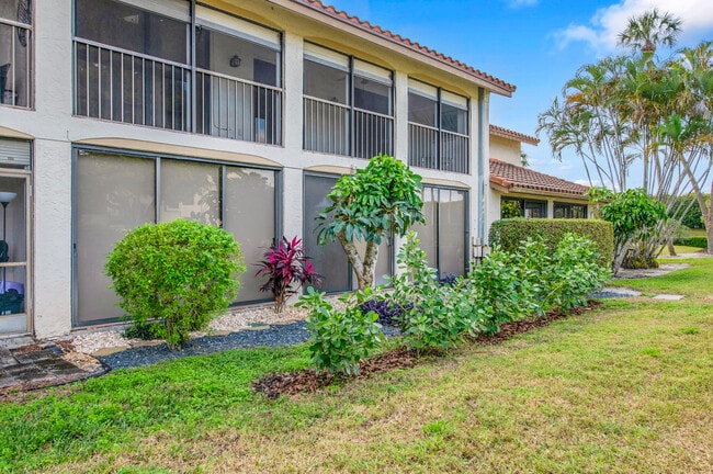 Building Photo - 7888 La Mirada Dr