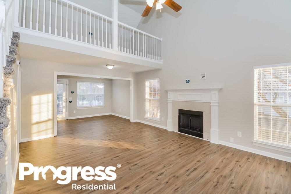 Building Photo - 3338 Meadowhill Dr