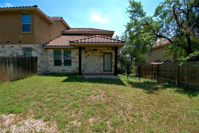 Building Photo - 504 Hummingbird Ln