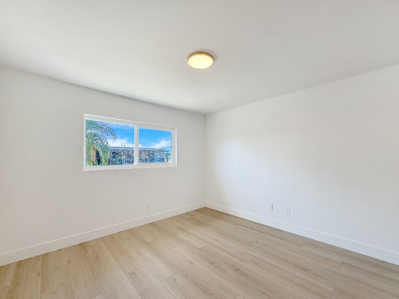 Building Photo - 776 W Wilson St