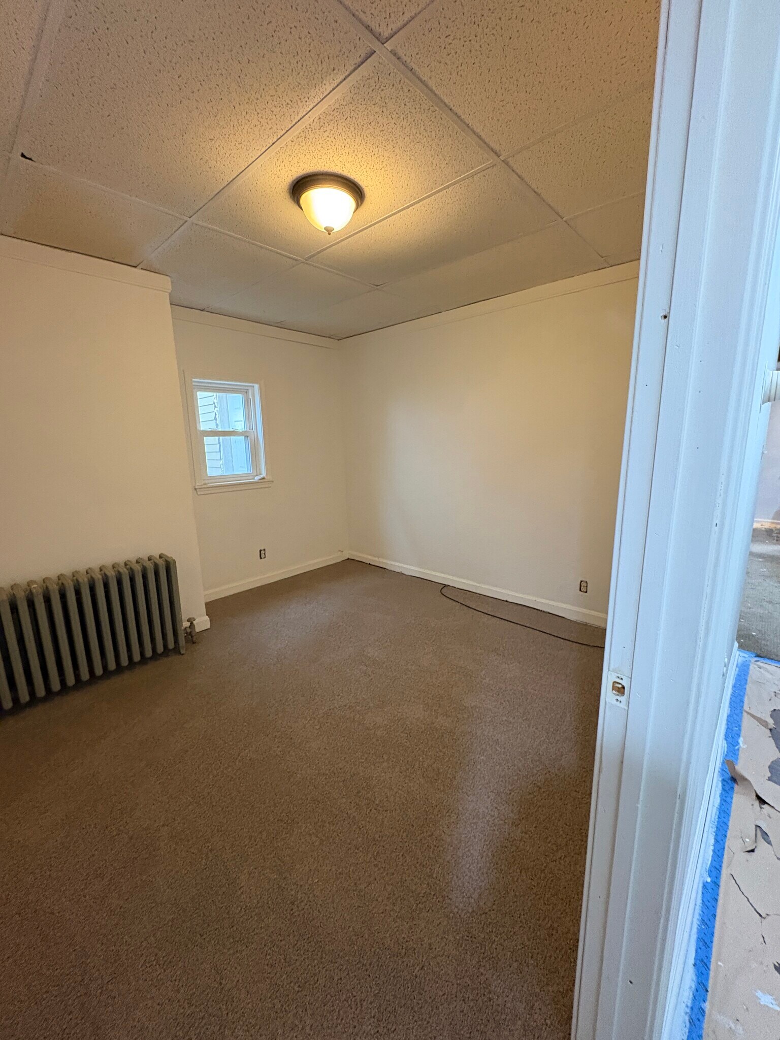 Building Photo - 403 Ormsby Ave