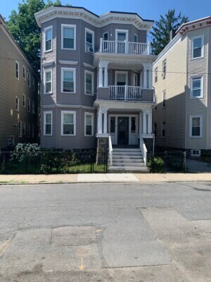 Building Photo - 20 Taft St