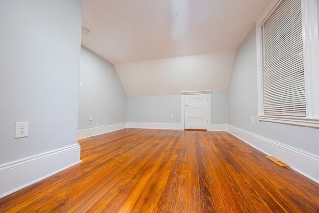 Building Photo - 49 Essex St