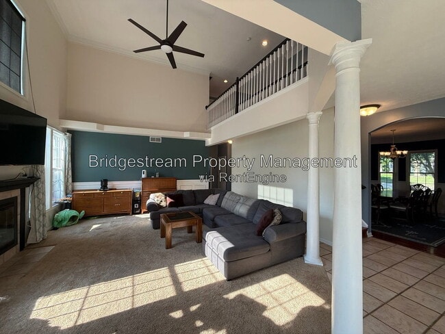 Building Photo - 7425 Pelbrook Farm Dr