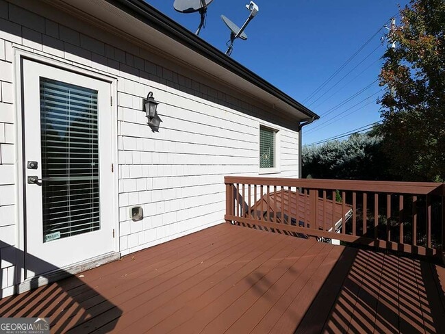 Building Photo - 3394 Bryerstone Cir SE