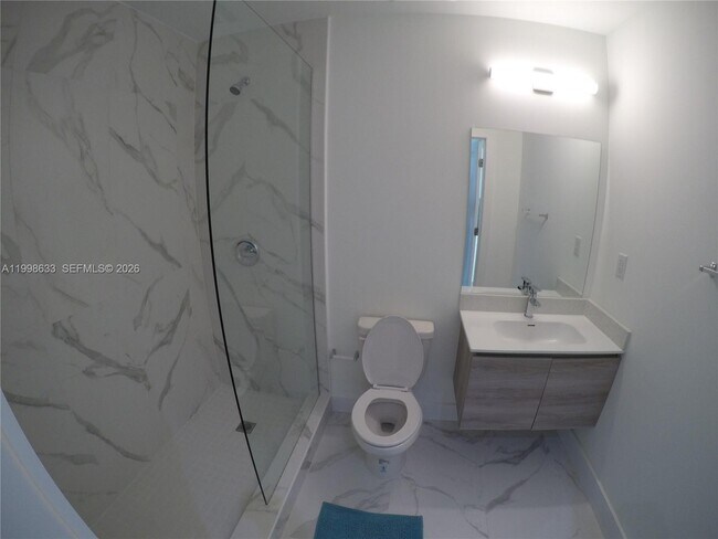 Building Photo - 4100 SW 64th Ave