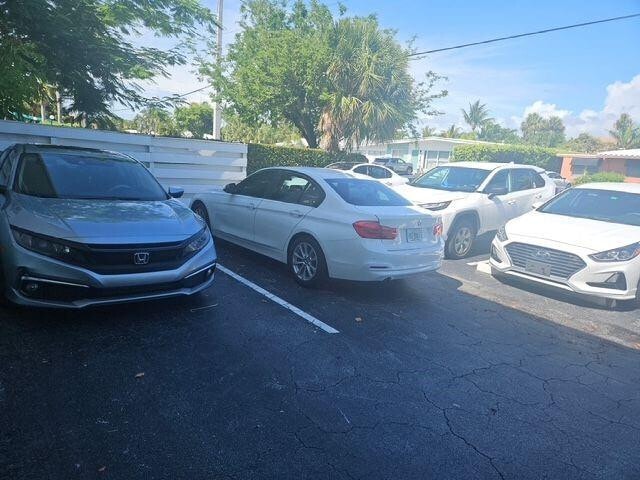 Building Photo - 2404 NE 33rd Ave