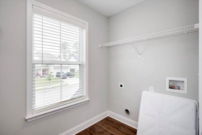 Building Photo - 2557 Traverse Trl