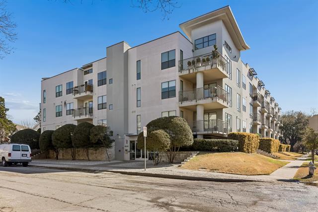 Building Photo - 4040 N Hall St